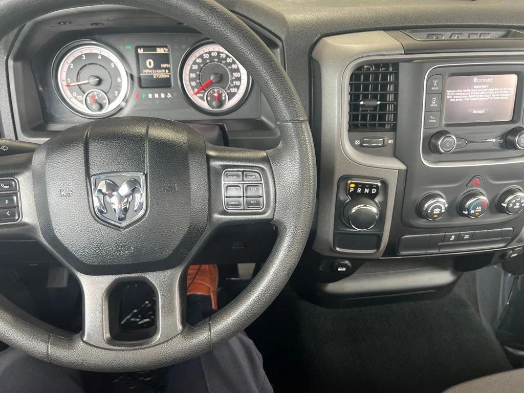 ram ram 1500 classic 2022 3C6JR6DT4NG329991 image ram ram 1500 classic 2022 3C6JR6DT4NG329991 image